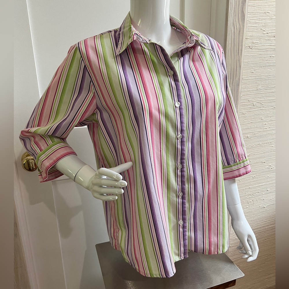 Slimming Vertical Stripe Summer Top  12P - Picture 9 of 9